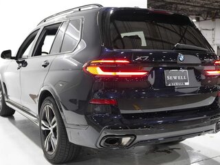 2025 BMW X7 40i I (G07) Рестайлинг, синий, 15028150 рублей, вид 4
