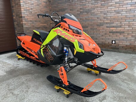 2022 Polaris 9R RMK Khaos Slash 155, красный, 1300000 рублей, вид 1