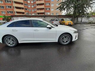 2020 Kia K5 III, белый, 2550000 рублей, вид 3