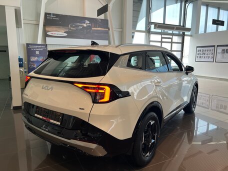 2026 Kia Sportage V Рестайлинг, белый, 5190000 рублей, вид 2