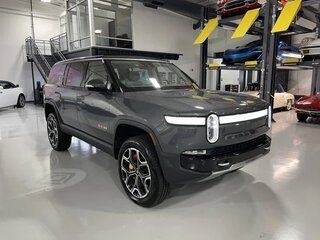 2024 Rivian R1S QM Large, серый, 14286641 рублей, вид 1
