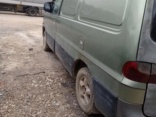 2003 Hyundai H-1 I, серый, 280000 рублей, вид 2