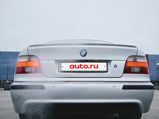2001 BMW 5 серии 530i IV (E39) Рестайлинг, серебристый, 1400000 рублей, вид 5