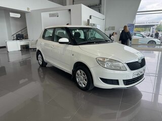 2011 Skoda Fabia II Рестайлинг, белый, 585000 рублей, вид 3