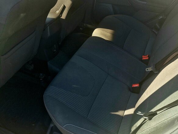 2015 Ford Focus III, серебристый, 1000000 рублей - вид 12