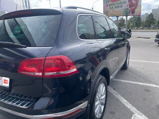 2016 Volkswagen Touareg II Рестайлинг, синий, 3050000 рублей, вид 5
