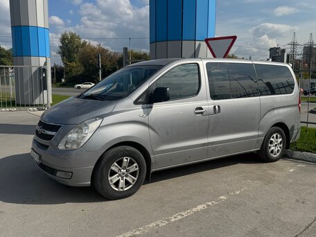 2012 Hyundai Grand Starex I, серый, 1249000 рублей, вид 4