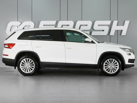 2018 Skoda Kodiaq I, белый, 2319000 рублей - вид 4