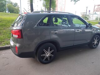 2017 Kia Sorento II Рестайлинг, серый, 2200000 рублей, вид 3