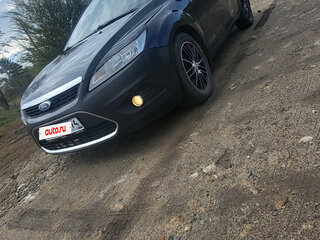 2010 Ford Focus II Рестайлинг, чёрный, 390000 рублей, вид 2