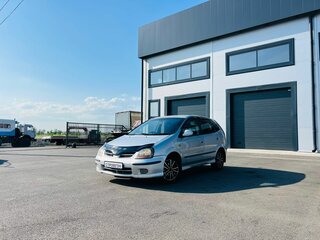 Nissan Tino