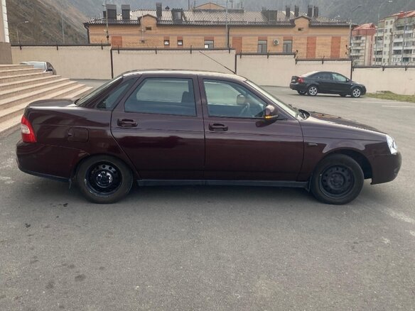 2008 Lada (ВАЗ) Priora I, пурпурный, 300000 рублей - вид 3