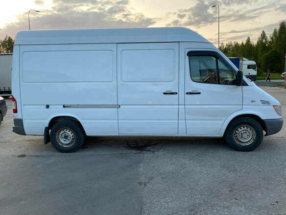 2014 Mercedes-Benz Sprinter Classic, белый, 1400000 рублей - вид 3