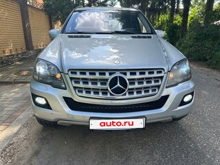 2009 Mercedes-Benz M-Класс 350 II (W164) Рестайлинг, серебристый, 1450000 рублей, вид 3
