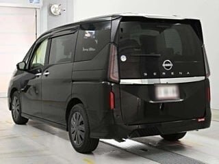 2023 Nissan Serena VI (C28), чёрный, 2130000 рублей, вид 3