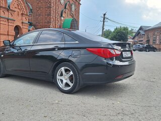 2011 Hyundai Sonata VI (YF), чёрный, 899000 рублей, вид 3