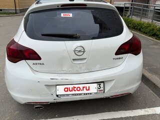 2011 Opel Astra J, белый, 550000 рублей, вид 3