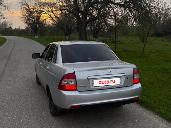2008 Lada (ВАЗ) Priora I, серебристый, 190000 рублей - вид 3
