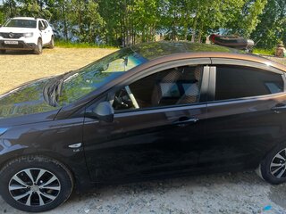 2015 Hyundai Solaris I Рестайлинг, коричневый, 1200000 рублей, вид 2