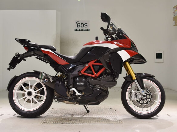 2012 Ducati Multistrada 1200, красный, 700000 рублей