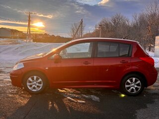 2011 Nissan Tiida I Рестайлинг, красный, 860000 рублей, вид 4