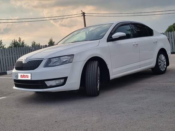 2014 Skoda Octavia III (A7), белый, 800000 рублей