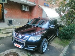 2008 Volkswagen Touareg I Рестайлинг, чёрный, 1200000 рублей, вид 1