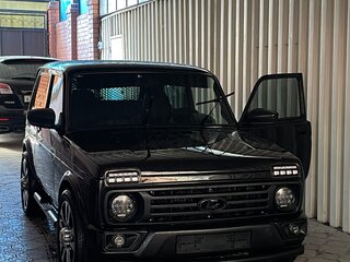 2017 Lada (ВАЗ) 2121 (4x4) Urban I Рестайлинг, чёрный, 890000 рублей, вид 5
