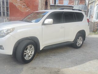 2011 Toyota Land Cruiser Prado 150 Series, белый, 3400000 рублей, вид 4