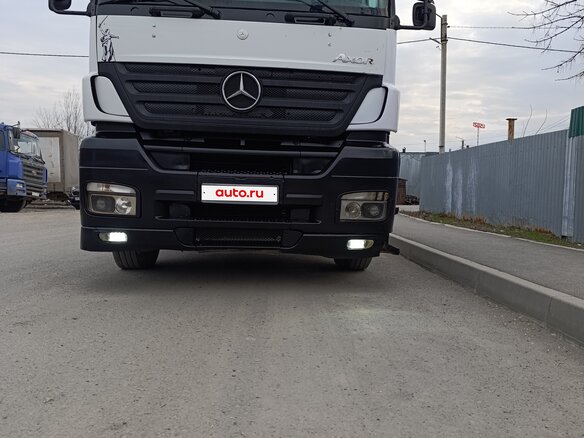 2011 Mercedes-Benz Axor, белый, 2150000 рублей - вид 4