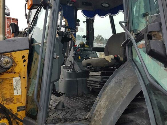 2012 John Deere 325K, жёлтый, 4400000 рублей - вид 8