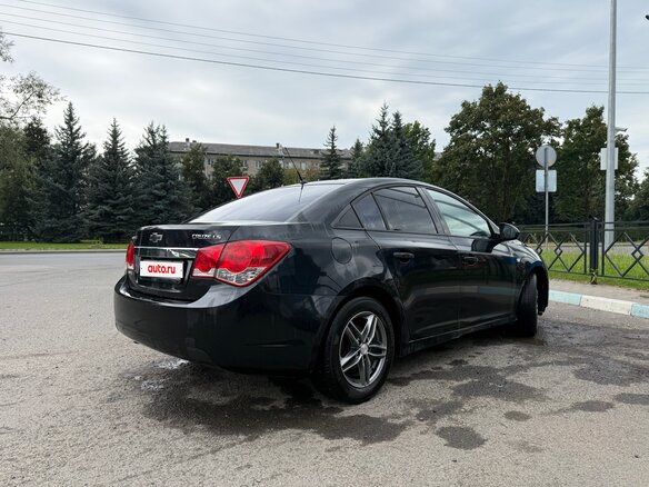 2012 Chevrolet Cruze I, чёрный, 700000 рублей - вид 2