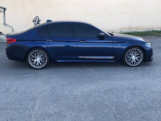 2017 BMW 5 серии 530d xDrive VII (G30/G31/G38), синий, 5150000 рублей, вид 4