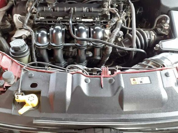 2012 Ford Focus III, красный, 870000 рублей - вид 12