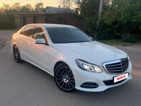 2013 Mercedes-Benz E-Класс 300 IV (W212, S212, C207) Рестайлинг, белый, 2300000 рублей, вид 1