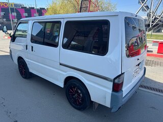 2002 Nissan Vanette IV, белый, 500000 рублей, вид 2