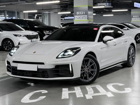 Porsche Panamera III