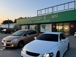 2006 Toyota Mark X I Рестайлинг, белый, 1400000 рублей, вид 2