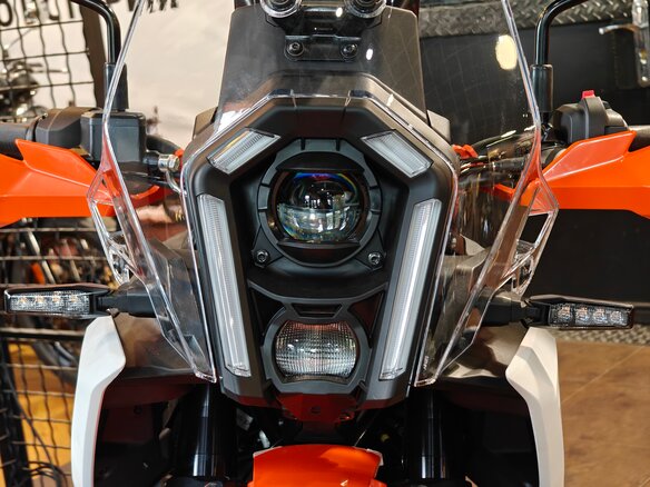 2026 KTM 390 Adventure X, белый, 720000 рублей - вид 5
