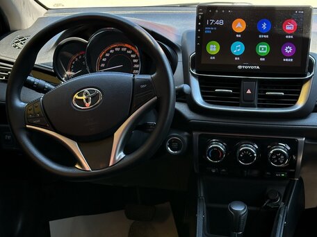 2022 Toyota Yaris L XP150 Рестайлинг, белый, 1390000 рублей, вид 5