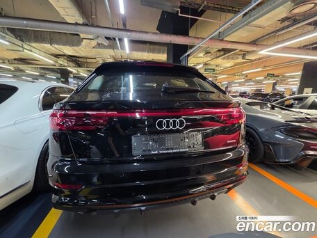 2026 Audi Q8 50 TDI I (4M) Рестайлинг, чёрный, 15520000 рублей, вид 4