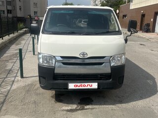 2017 Toyota Regius Ace H200 Рестайлинг 3, белый, 2750000 рублей, вид 3