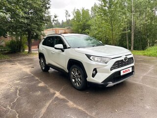 2021 Toyota RAV4 V (XA50), белый, 4100000 рублей, вид 4