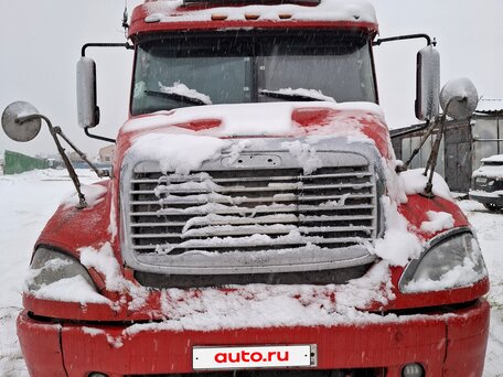 2002 Freightliner Columbia, красный, 1490000 рублей, вид 1