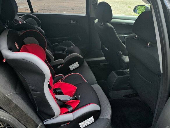 2011 Opel Astra H Рестайлинг, чёрный - вид 5