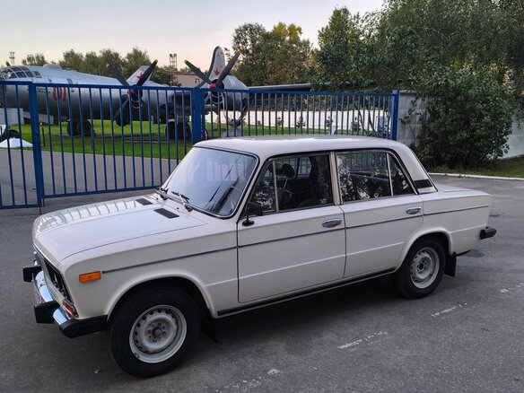 1990 Lada (ВАЗ) 2106, бежевый