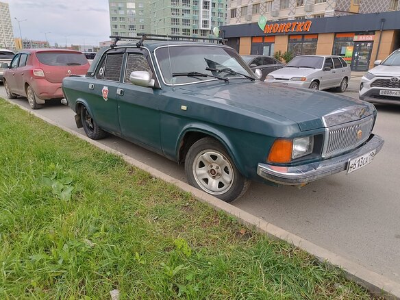 1999 ГАЗ 3102 «Волга», зелёный, 175000 рублей