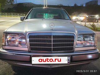 1992 Mercedes-Benz E-Класс 320 I (W124), серый, 1300000 рублей, вид 1