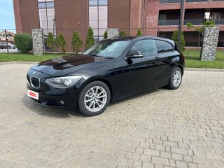 2013 BMW 1 серии 116i II (F20/F21), чёрный, 1100000 рублей, вид 1