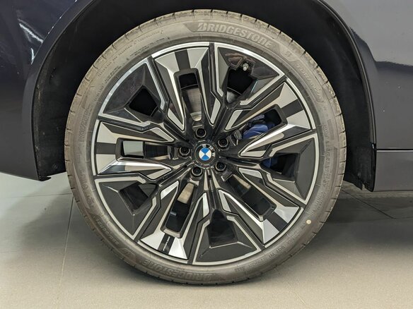 2026 BMW X3 Long 30L xDrive IV (G45/G48), чёрный, 7980000 рублей - вид 16